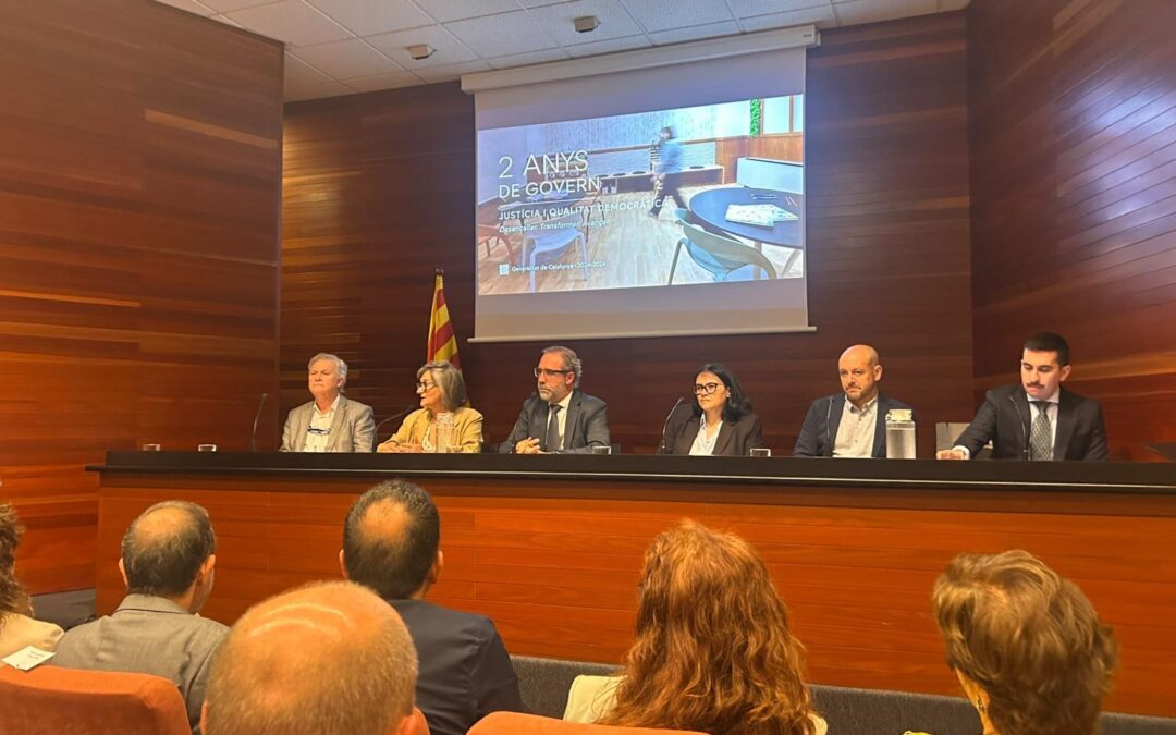 La Presidenta de l’Associació participa en l’acte «Dos anys construint el futur. Desencallem. Transformem. Avancem.»